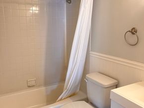 40 Colonial Dr. 8, Andover MA 01810
