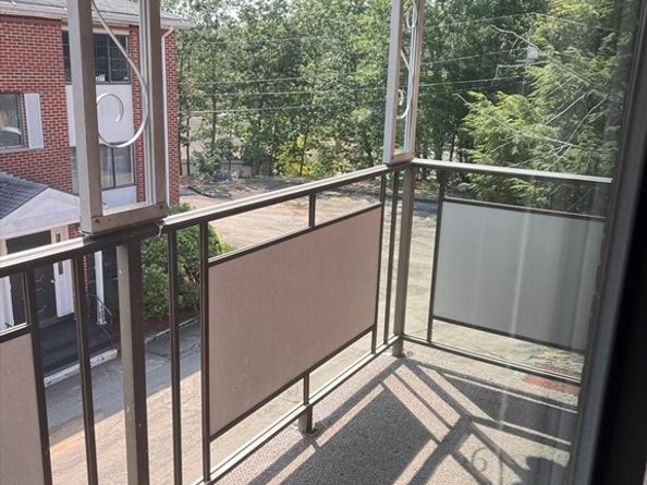40 Colonial Dr. 8, Andover MA 01810
