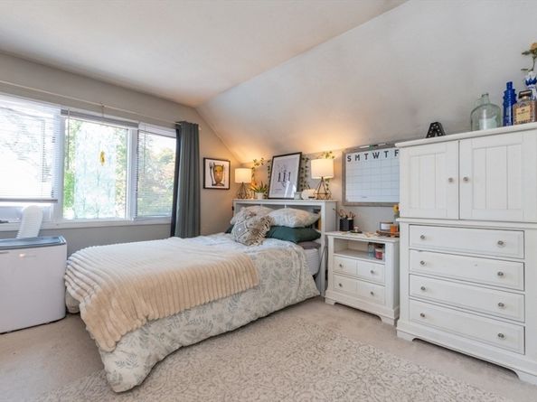50 Prospect Ave, Hull MA 02045