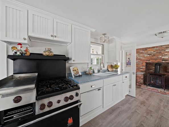 98 Cherry Street, Marshfield MA 02050