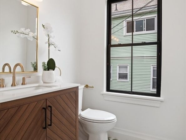 233 Powder House Blvd, Somerville MA 02144