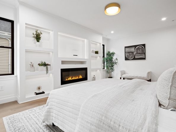 233 Powder House Blvd, Somerville MA 02144