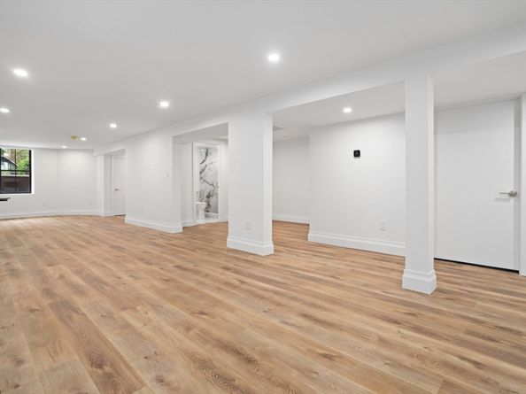 233 Powder House Blvd, Somerville MA 02144