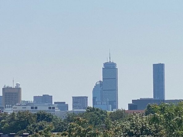 246 Hampshire St 3, Cambridge MA 02139