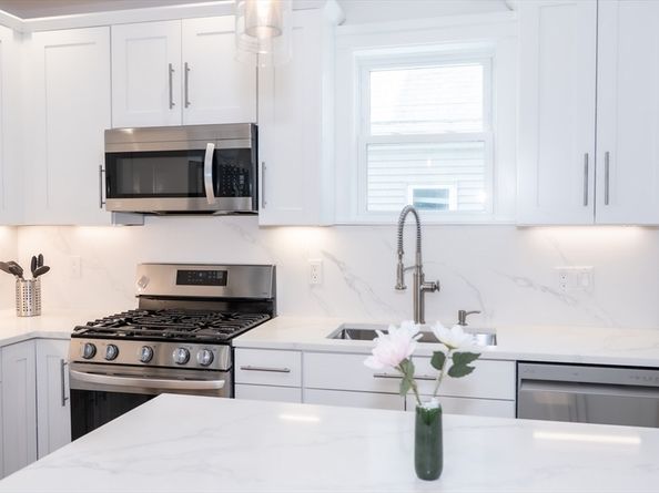 54 Lowden Ave 2, Somerville MA 02144