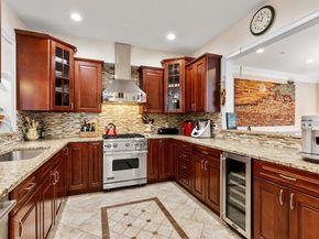 129 Cambridge St 1, Burlington MA 01803