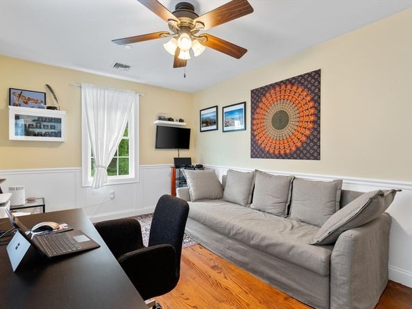 129 Cambridge St 1, Burlington MA 01803