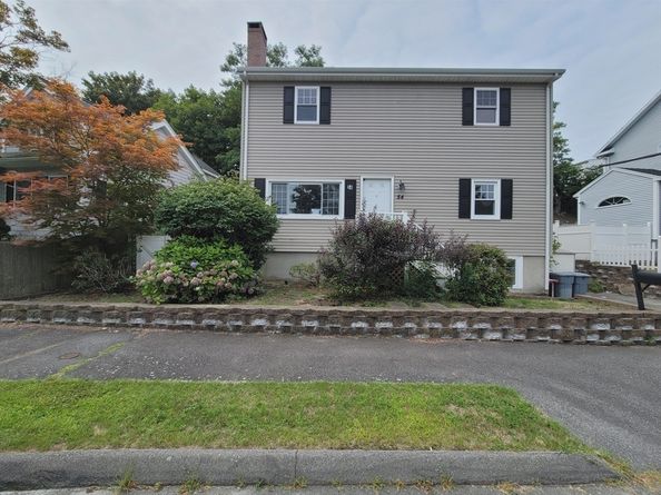 54 Harris Rd, Lynn MA 01904