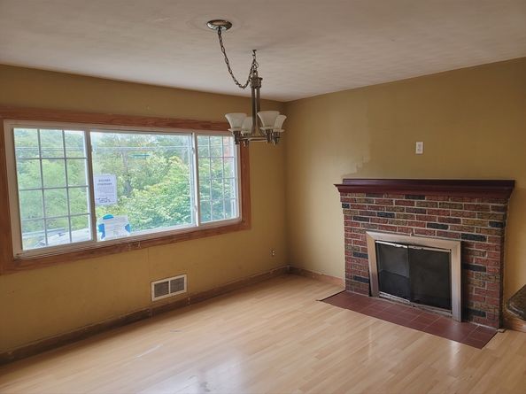 54 Harris Rd, Lynn MA 01904