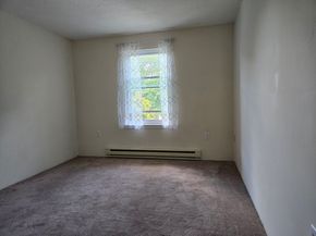 80 Stanton St 34, Worcester MA 01605