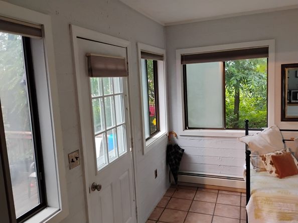 9 Packard Rd, Milford MA 01757