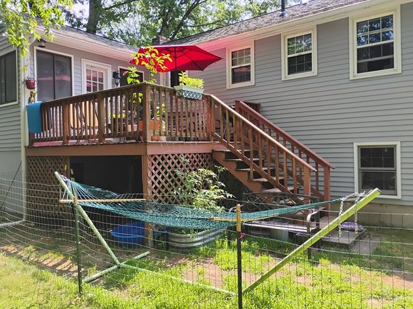 9 Packard Rd, Milford MA 01757