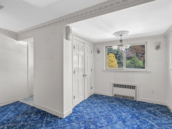 17 Pearl Road, Nahant MA 01908