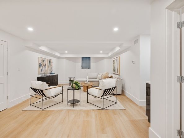 65 Francis 65, Brookline MA 02446