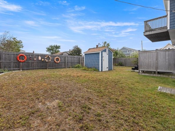 12 53rd St, Newburyport MA 01950