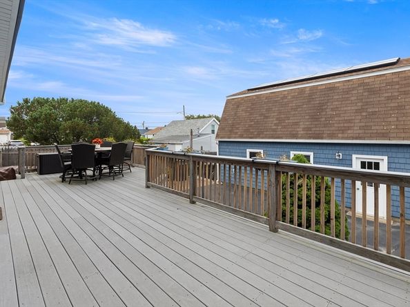12 53rd St, Newburyport MA 01950