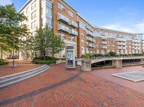 3 Battery Wharf 3309, Boston MA 02109