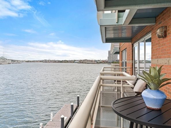 3 Battery Wharf 3309, Boston MA 02109