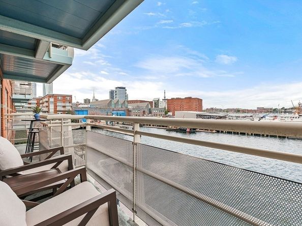 3 Battery Wharf 3309, Boston MA 02109