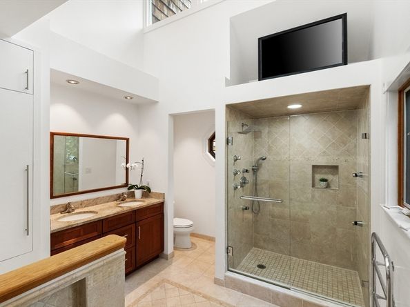 18 Greenwood St, Lexington MA 02421