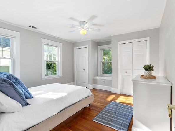 77 Bennett St 2, Boston MA 02135
