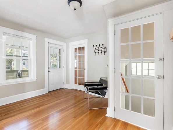 77 Bennett St 2, Boston MA 02135