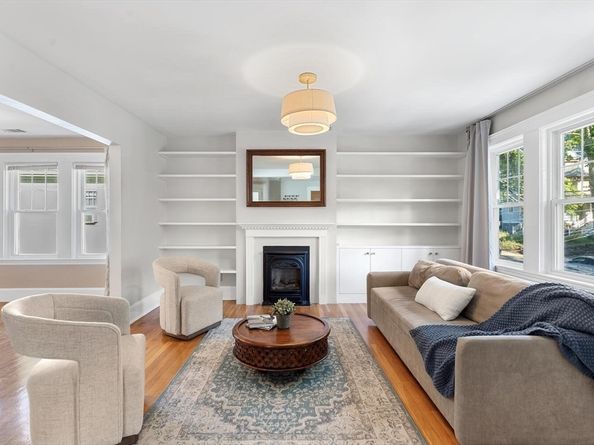 77 Bennett St 2, Boston MA 02135