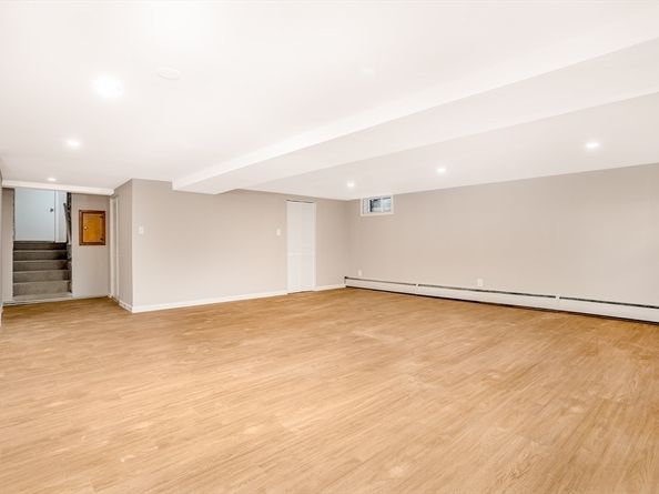 477 Salisbury St, Worcester MA 01609
