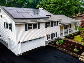 477 Salisbury St, Worcester MA 01609