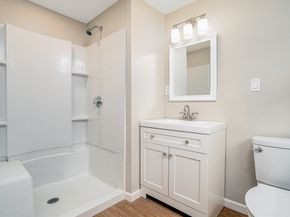 477 Salisbury St, Worcester MA 01609