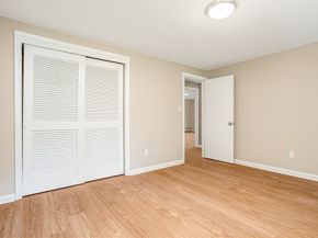 477 Salisbury St, Worcester MA 01609