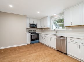477 Salisbury St, Worcester MA 01609