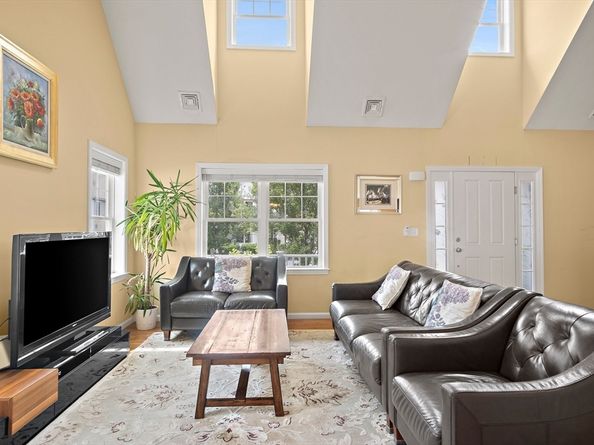 1 Corn Mill Way, Rockland MA 02370