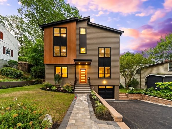 79 Charles St, Arlington MA 02474
