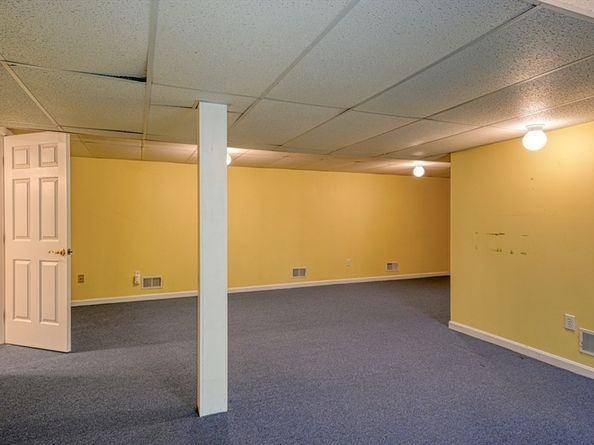 7 Stonegate Ln 7, Bedford MA 01730
