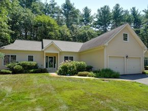 7 Stonegate Ln 7, Bedford MA 01730