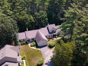 7 Stonegate Ln 7, Bedford MA 01730
