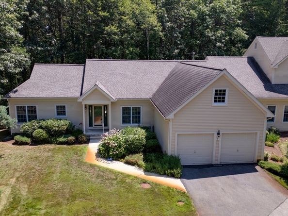 7 Stonegate Ln 7, Bedford MA 01730