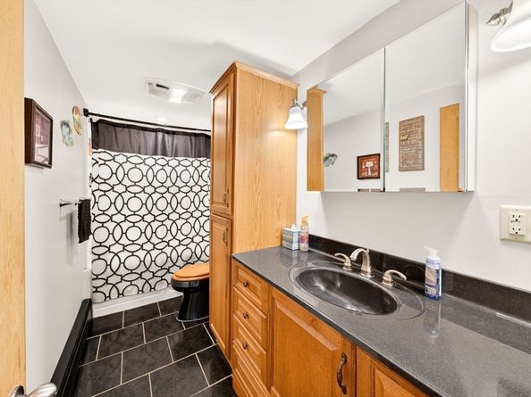 120 Hackett Ave, Lakeville MA 02347