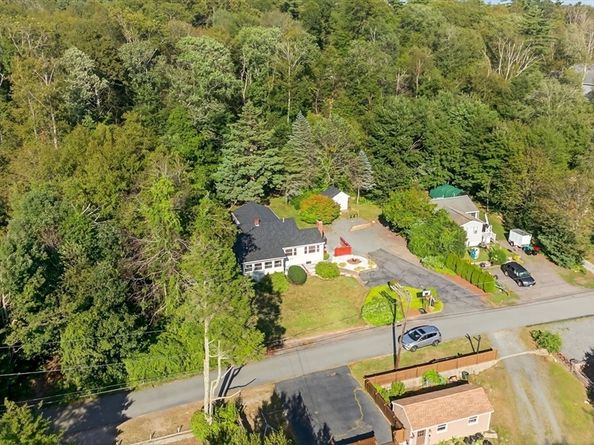 120 Hackett Ave, Lakeville MA 02347