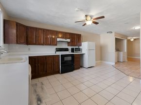 852 East Broadway 3, Boston MA 02127