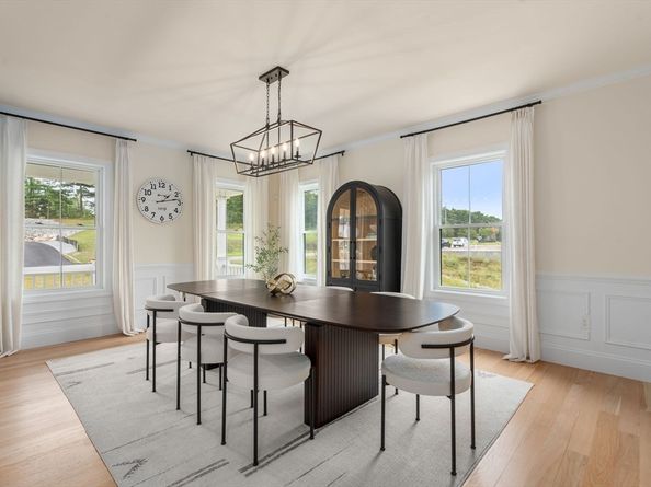 15 Couture Way, Middleton MA 01949