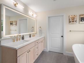 15 Couture Way, Middleton MA 01949