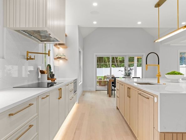 208 Webster St, Needham MA 02494