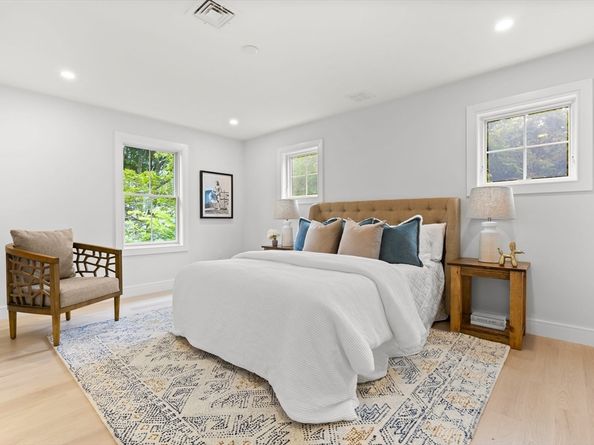 208 Webster St, Needham MA 02494