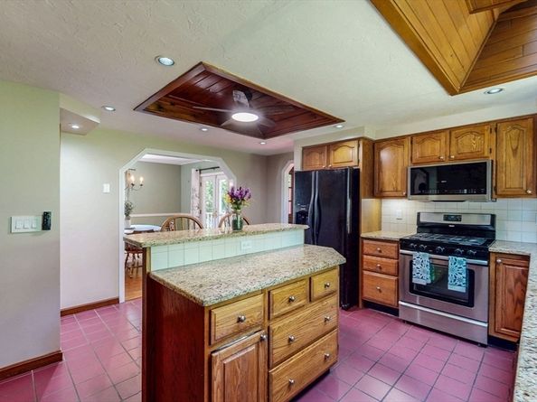 271 Landham Rd, Sudbury MA 01776