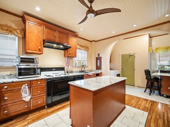 113 Dakota St, Boston MA 02124