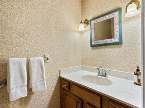 3 Stonehill Rd, Marlborough MA 01752