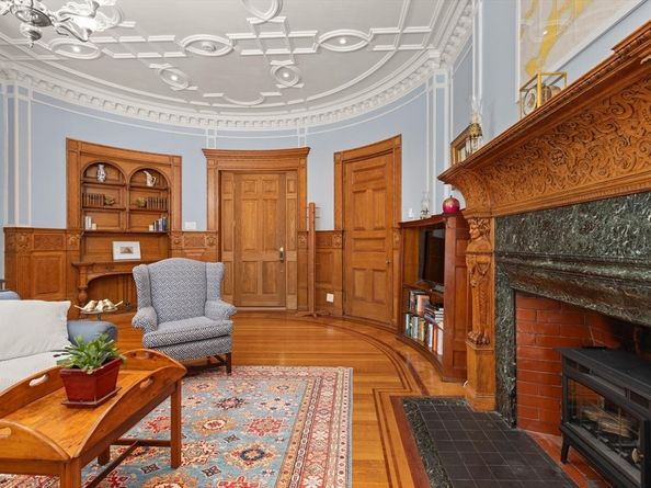 261 Marlborough St 4, Boston MA 02116