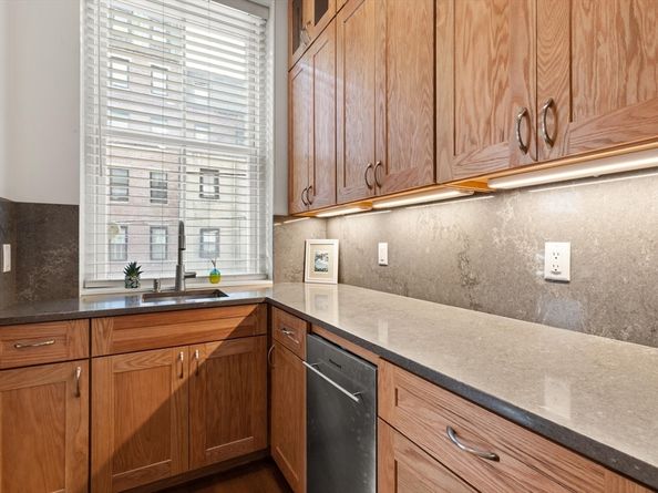 261 Marlborough St 4, Boston MA 02116